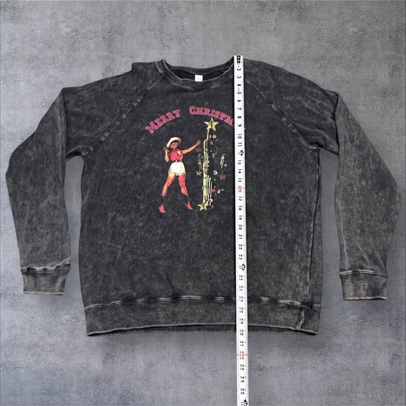 Lucky‎ And Blessed Life Sweatshirt Cowgirl Cactus Merry Christmas - Picture 2 of 9